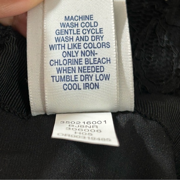 Old Navy Lace Skirt A-Line Black Fully Lined Plus Size 18 Holiday Party - Picture 5 of 7